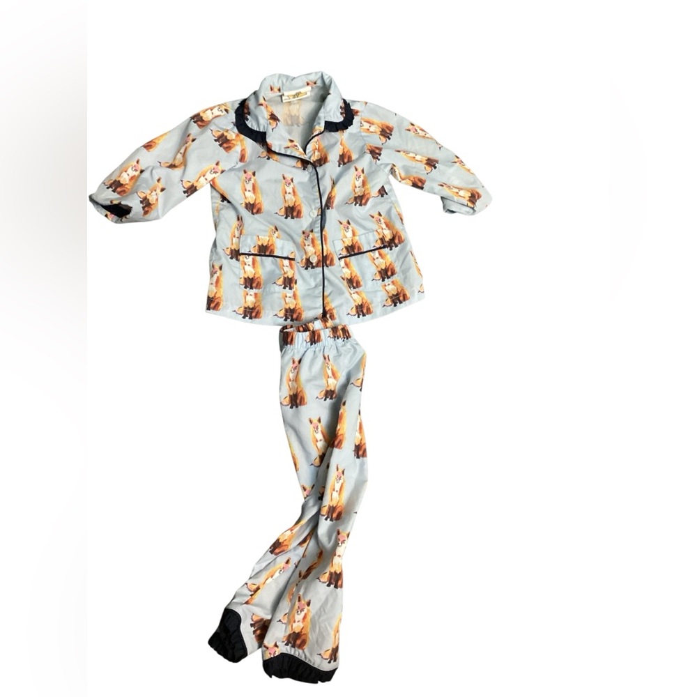 💥PRICE DROP💥 The Yellow Lamb Pajamas